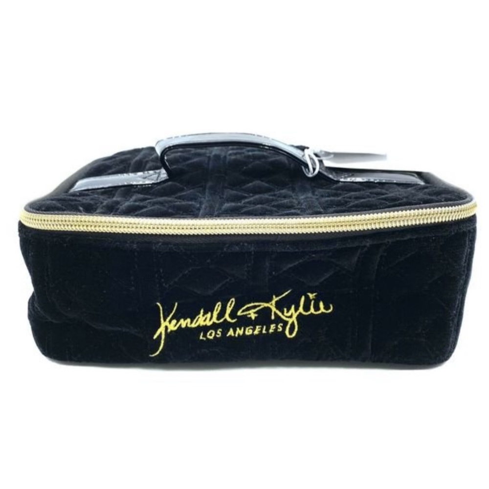Kendall + Kylie Spacious Vanity Case Black Velvet